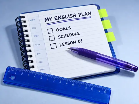Блокнот «My English Plan» с целями, расписанием и салатовыми закладками